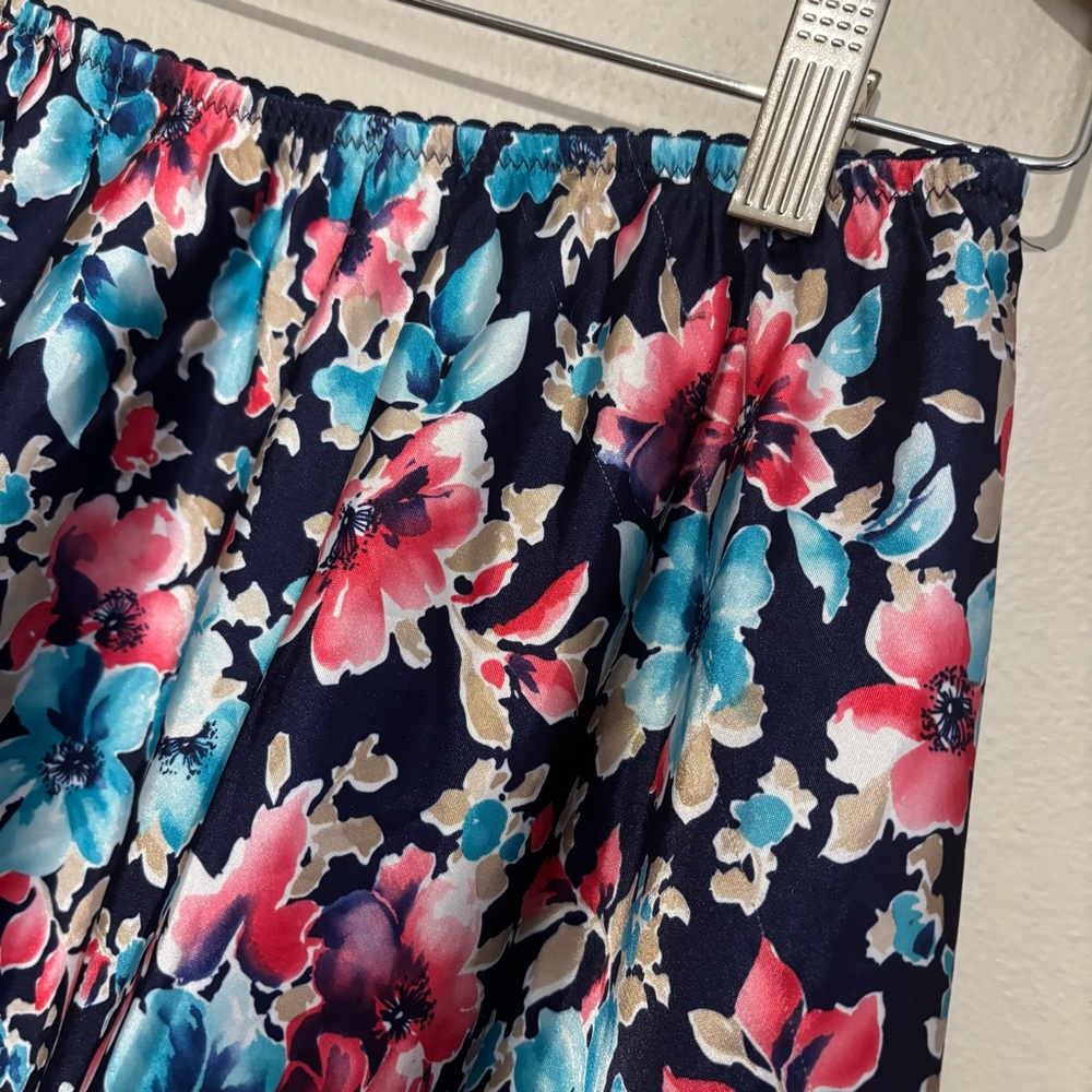 Olga Vintage Skirt Slip Size Small Blue & Pink Floral Lace - Picture 2 of 11